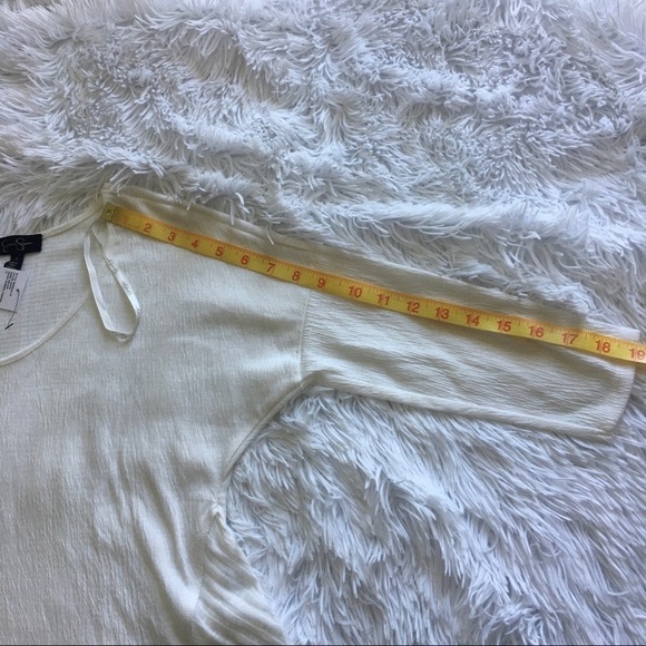 Jessica Simpson off white high low blouse Small - Picture 7 of 10